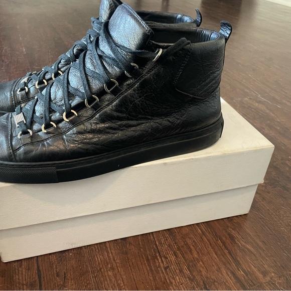 Balenciaga Arena - Picture 5 of 8